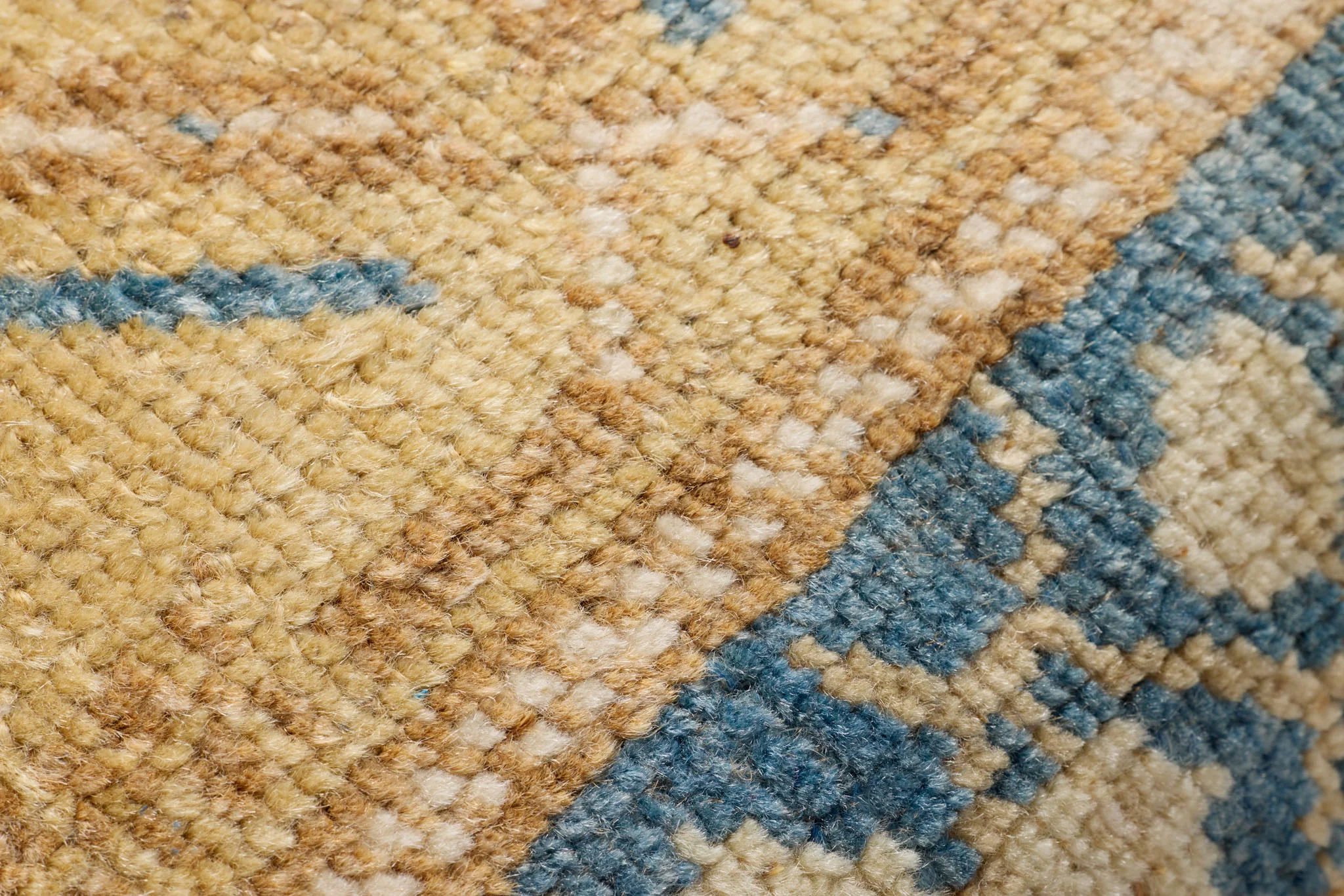 0579770149 - Image 2