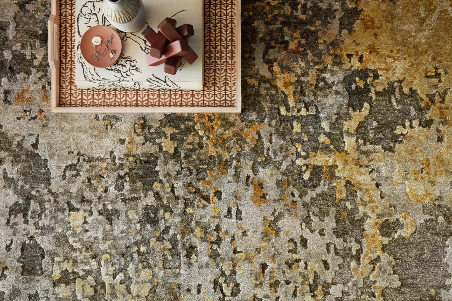 EH-07 GREY / PERIDOT - Image 3