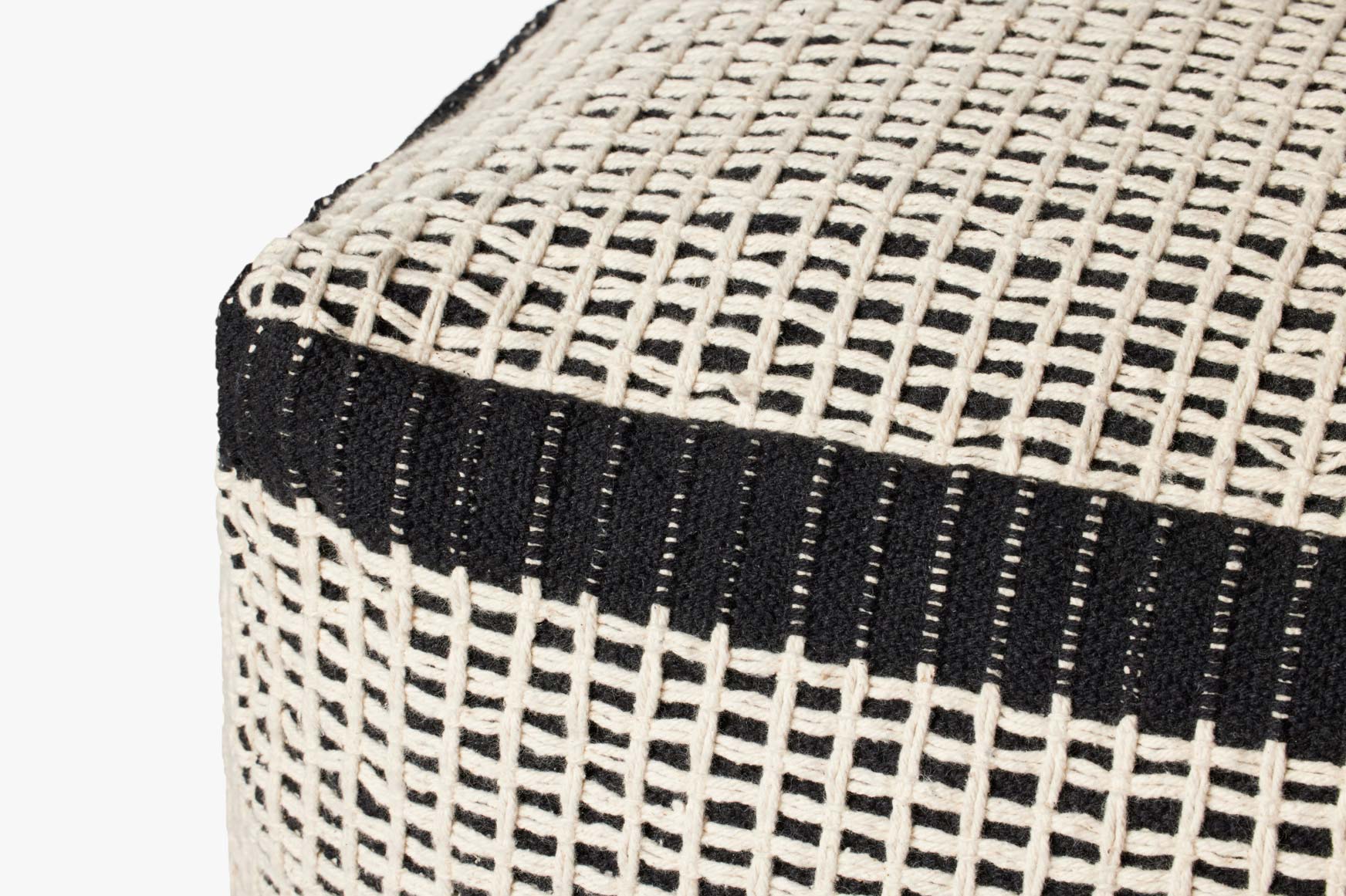LPF0040 BLACK / IVORY - Image 2
