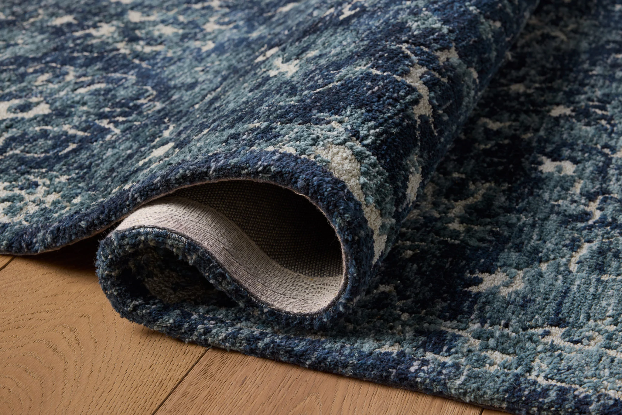 PCV-02 NAVY / IVORY - Image 4
